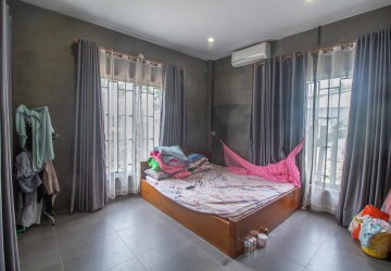 3 Bedroom Villa For Sale - Sala Kamreuk, Siem Reap thumbnail