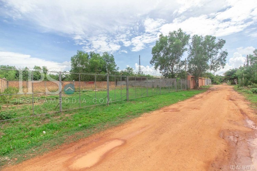 900sqm Land for Sale SalaKureuk  in Siem Reap 