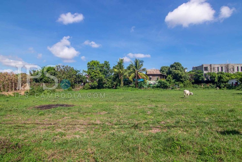  2,750 Sqm Land For Sale - Sala Kamreuk, Siem Reap