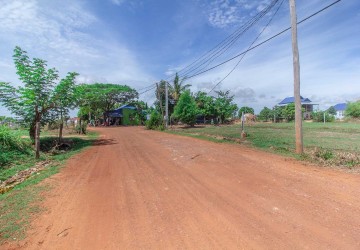 1672 Sqm Land For Sale - Kandaek, Siem Reap thumbnail