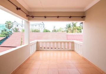 3 Bedroom Villa For Sale - Sala Kamruek, Siem Reap thumbnail