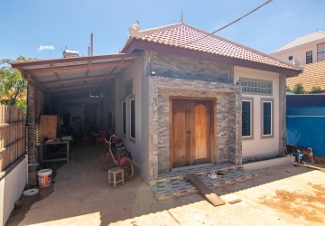 3 Bedroom House For Sale - Svay Dangkum, Siem Reap thumbnail