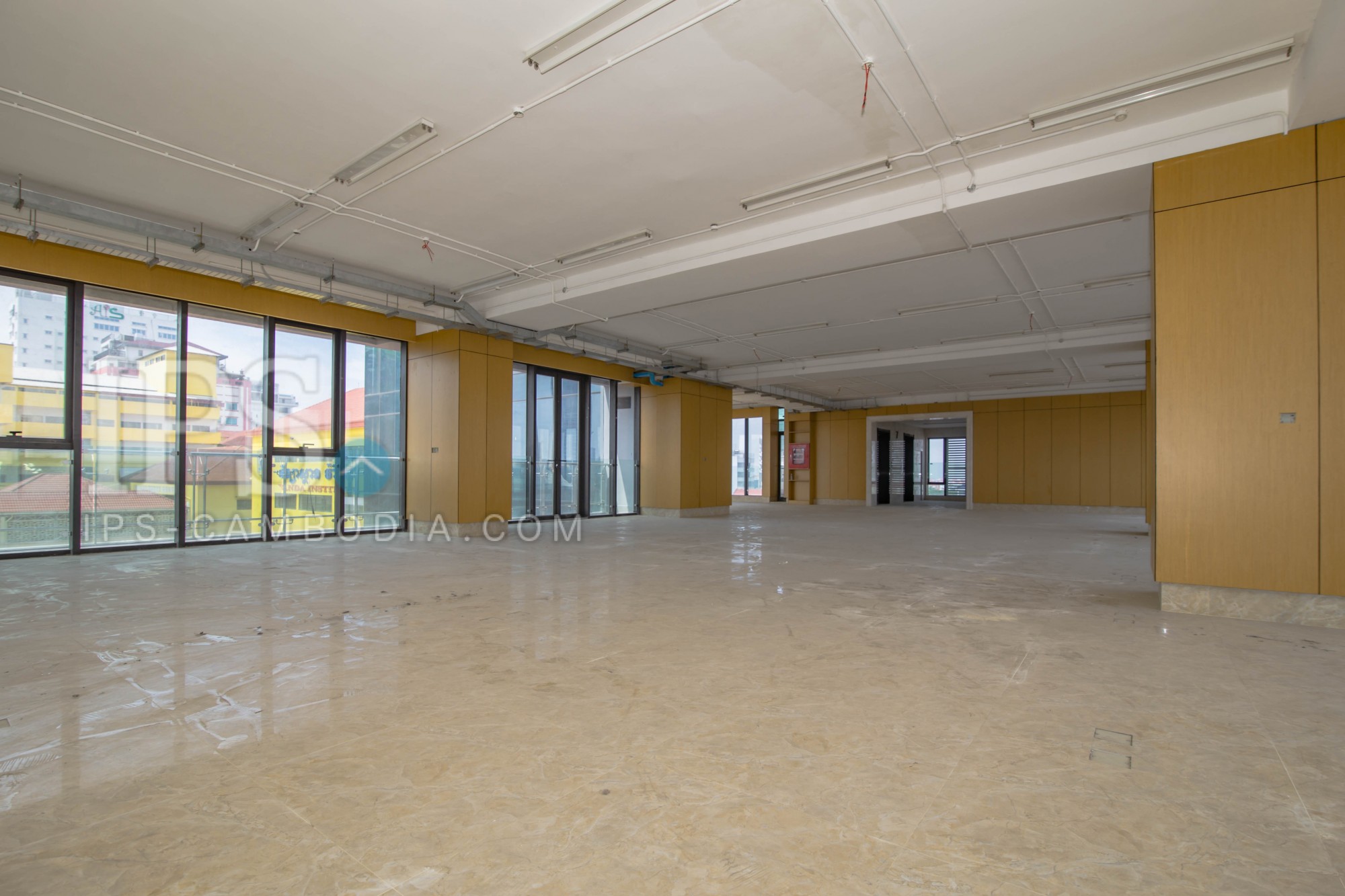 400 sq.m. Office Space For Rent - Tumnup Teuk, Phnom Penh thumbnail