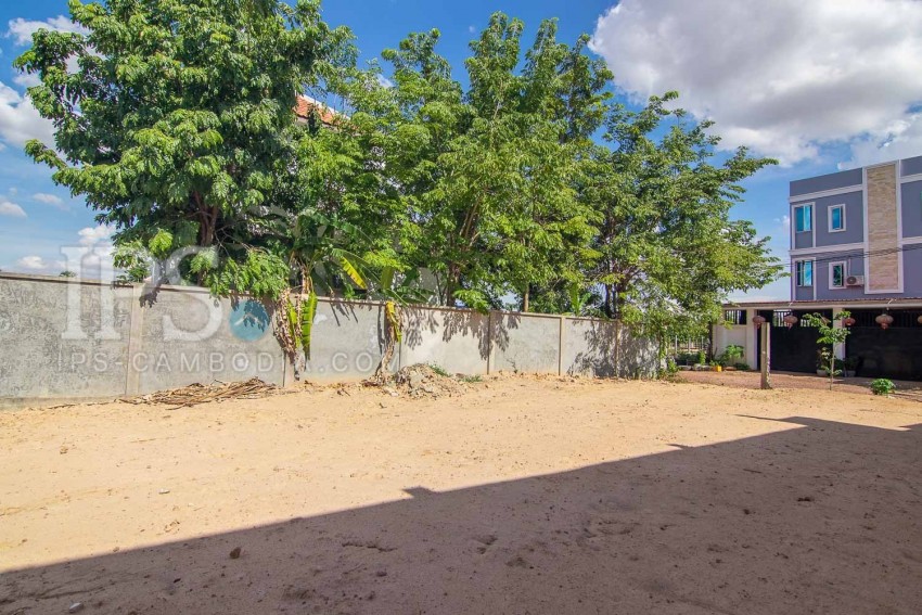   240 Sqm Land For Sale - Svay Dangkum, Siem Reap