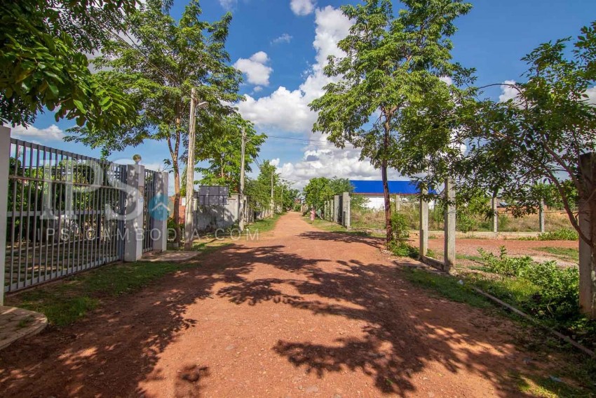   240 Sqm Land For Sale - Svay Dangkum, Siem Reap