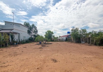   760 Sqm Land For Sale - Road 60, Siem Reap thumbnail