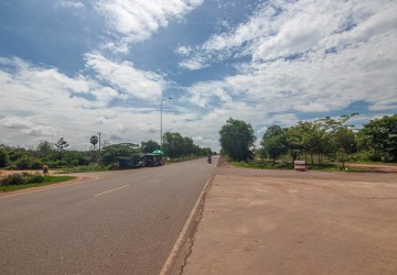   760 Sqm Land For Sale - Road 60, Siem Reap thumbnail