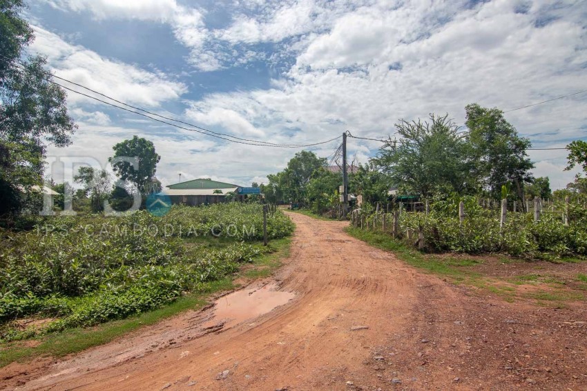   760 Sqm Land For Sale - Road 60, Siem Reap