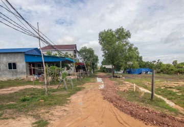   760 Sqm Land For Sale - Road 60, Siem Reap thumbnail