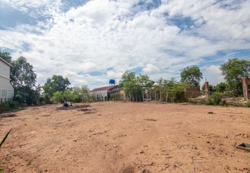   760 Sqm Land For Sale - Road 60, Siem Reap thumbnail