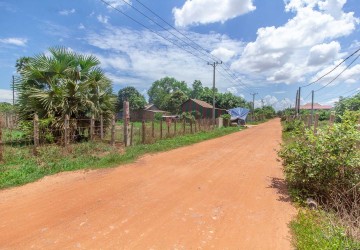 300 Sqm Land  For Sale - Slor Kram, Siem Reap thumbnail