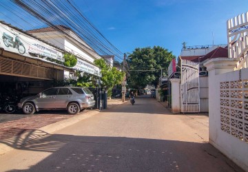 2 Bedroom House For Rent - Night Market Area, Siem Reap thumbnail