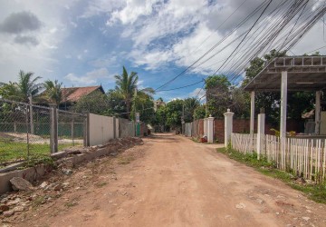  1215 Sqm Land For Sale - Slor Kram, Siem Reap thumbnail