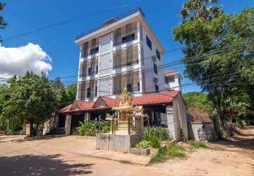 17 Bedroom Hostel Building For Rent - Wat Damnak, Siem Reap thumbnail