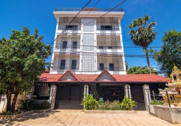 17 Bedroom Hostel Building For Rent - Wat Damnak, Siem Reap thumbnail