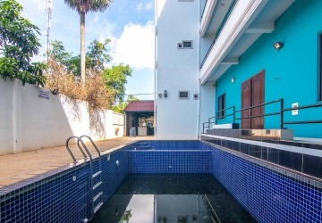 17 Bedroom Hostel Building For Rent - Wat Damnak, Siem Reap thumbnail