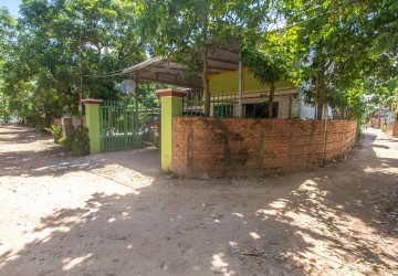 3 Bedroom Villa For Sale - Slor Kram, Siem Reap thumbnail