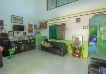 3 Bedroom Villa For Sale - Slor Kram, Siem Reap thumbnail