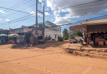 1400 Sqm Land  For Sale - Svay Dangkum, Siem Reap thumbnail