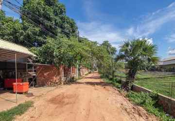 1400 Sqm Land  For Sale - Svay Dangkum, Siem Reap thumbnail