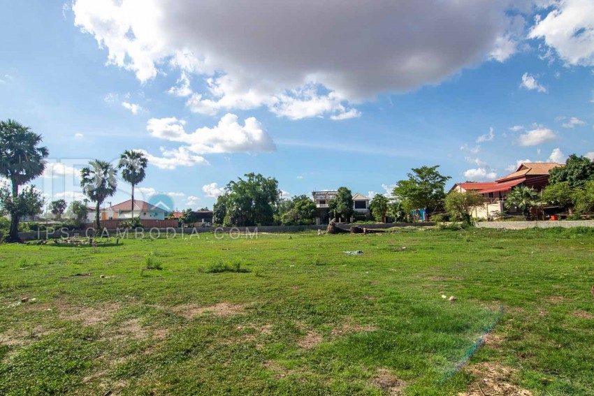 1400 Sqm Land  For Sale - Svay Dangkum, Siem Reap