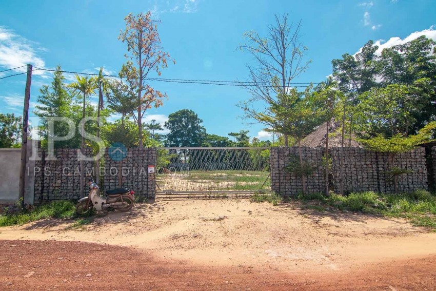   884 Sqm Land For Sale - Svay Dangkum, Siem Reap