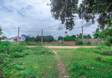 2400 Sqm Land For For Sale - Svay Dangkum, Siem Reap thumbnail