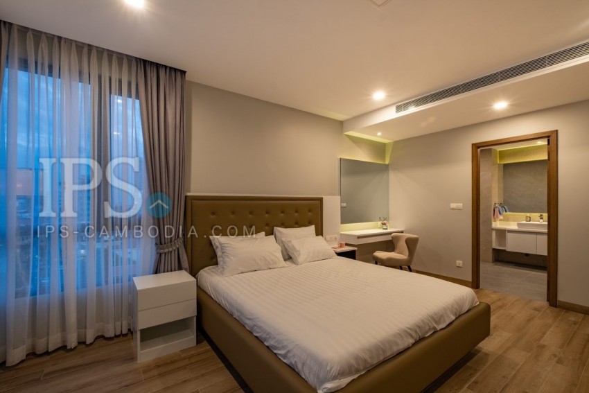 2 Bedroom Serviced Apartment For Rent - BKK1, Phnom Penh