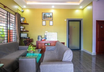 12 Bedroom Guesthouse For Sale - Night Market Area, Siem Reap thumbnail