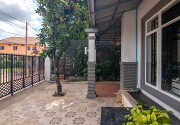 12 Bedroom Guesthouse For Sale - Night Market Area, Siem Reap thumbnail