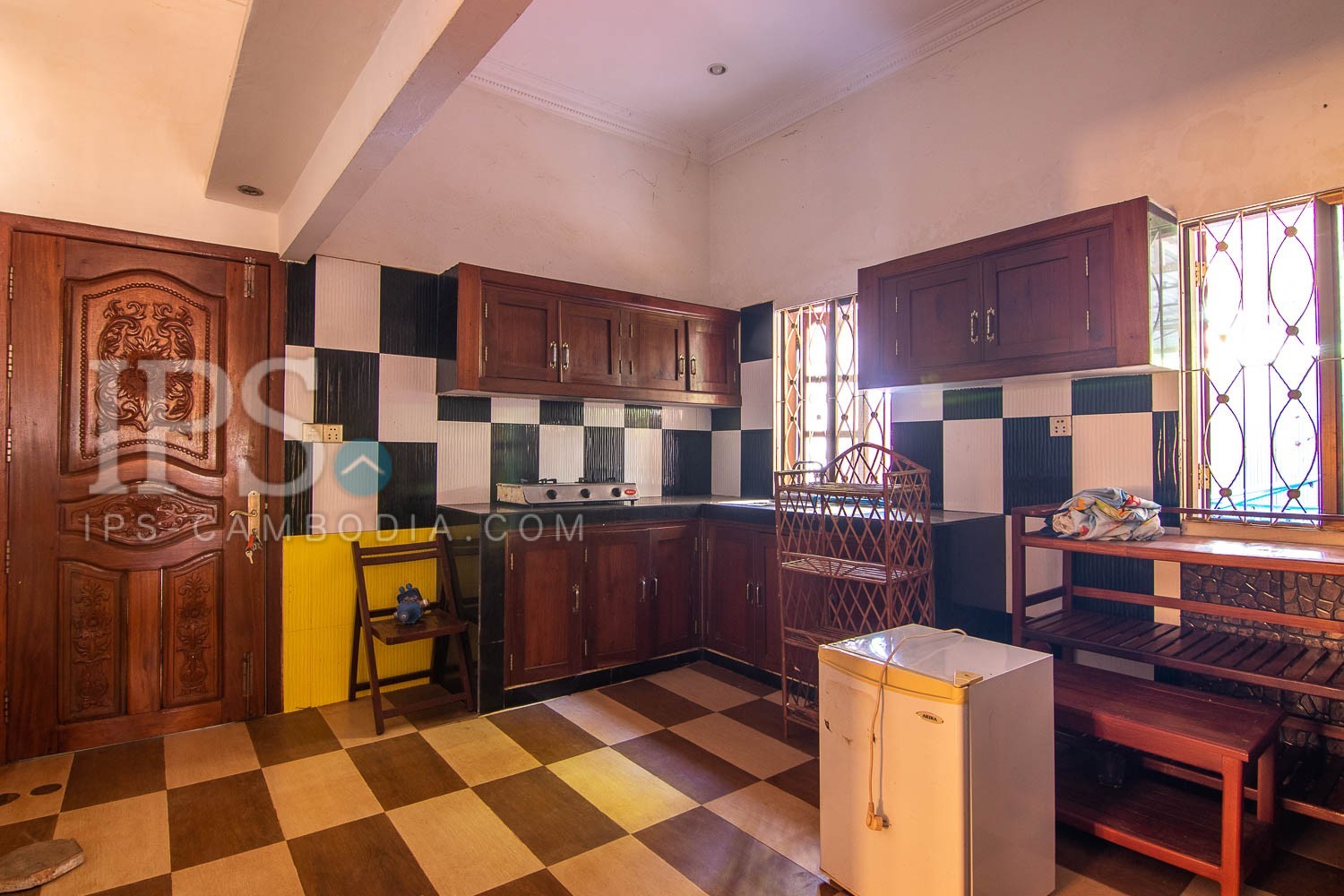 5 Bedroom Villa For Sale - Sala Kamreuk, Siem Reap - Image 4