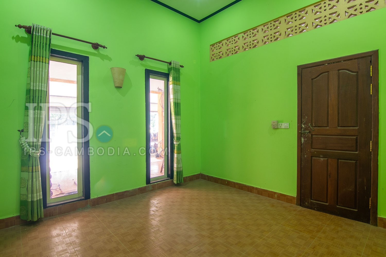 2 Bedroom House For Sale - Svay Dangkum, Siem Reap - Image 8