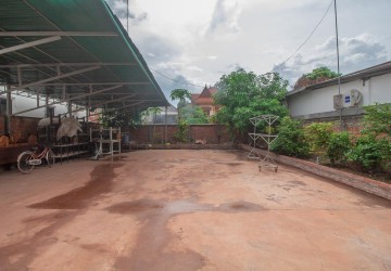 4 Bedroom Villa For Sale  - Svay Dangkum, Siem Reap thumbnail