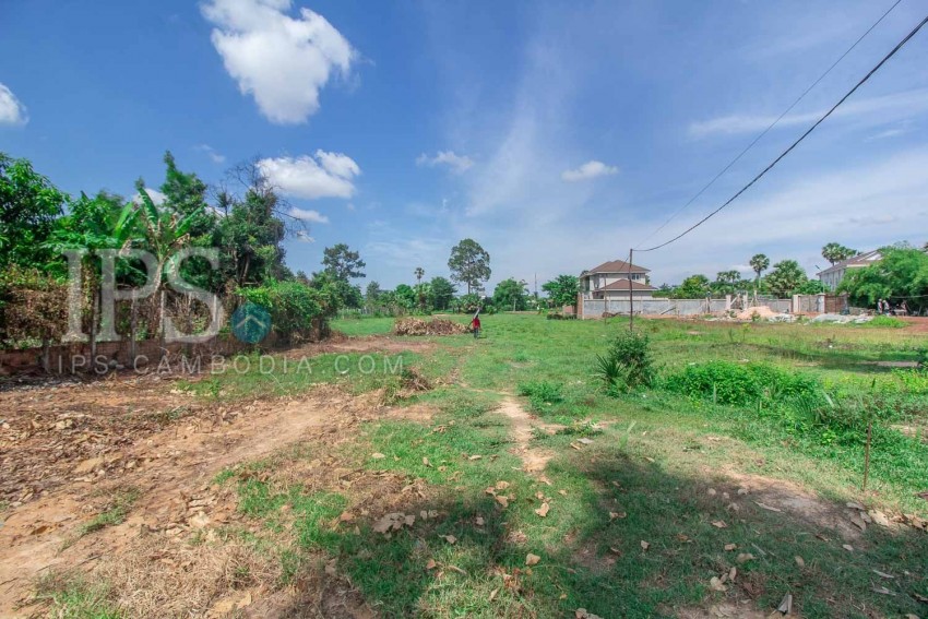 2710 sqm Land  For Sale - Svay Dangkum, Siem Reap