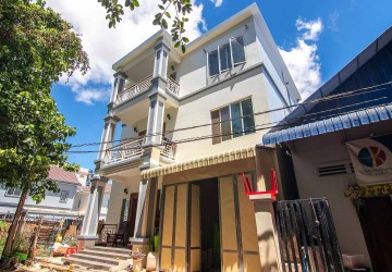 4 Bedroom House For Sale - Svay Dangkum, Siem Reap thumbnail