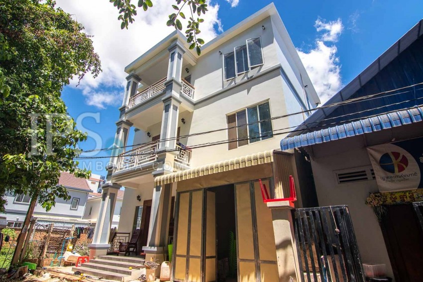 4 Bedroom House For Sale - Svay Dangkum, Siem Reap