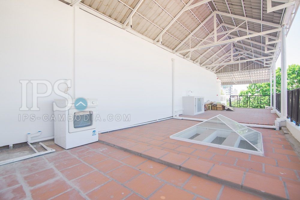 3 Storey Shophouse For Rent - Wat Phnom, Phnom Penh - Image 8