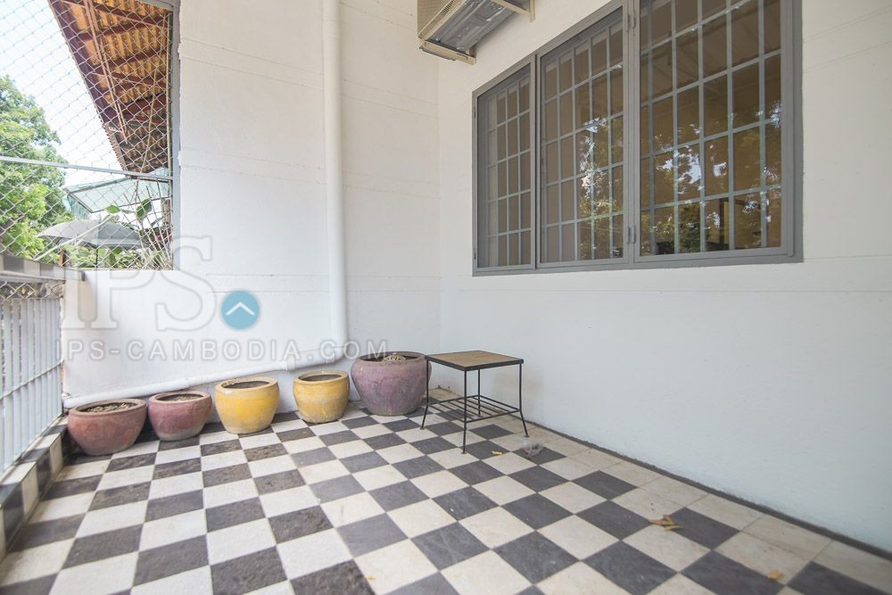 3 Storey Shophouse For Rent - Wat Phnom, Phnom Penh - Image 35