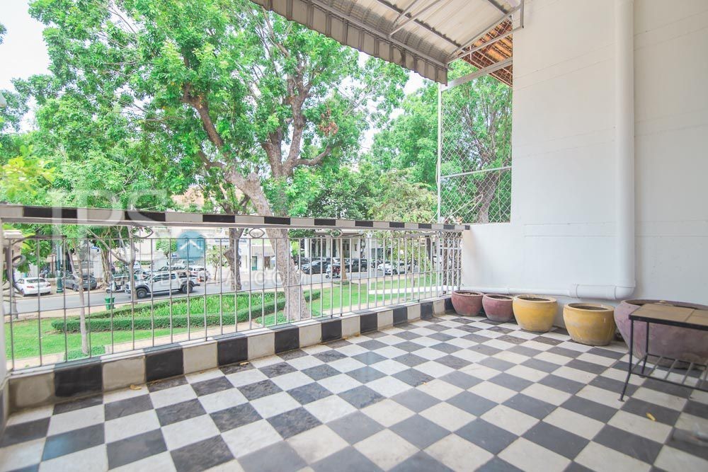 3 Storey Shophouse For Rent - Wat Phnom, Phnom Penh - Image 34