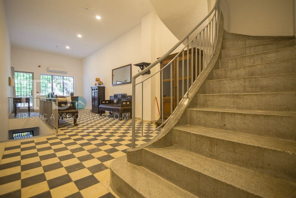 3 Storey Shophouse For Rent - Wat Phnom, Phnom Penh - Image 36
