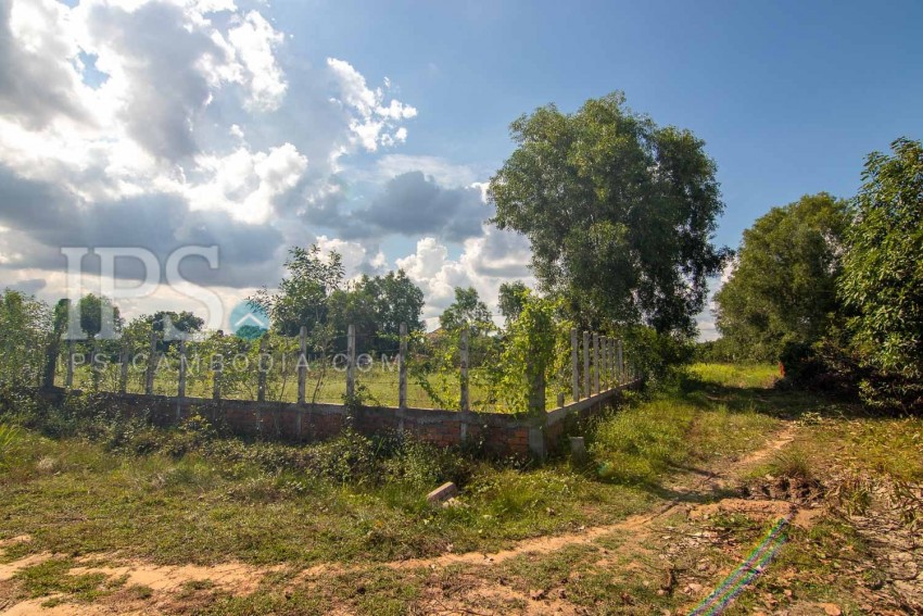  1722 Sqm Land For Sale - Slor Kram, Siem Reap