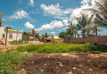 390 Sqm Land  For Sale - Sala Kamreuk, Siem Reap thumbnail