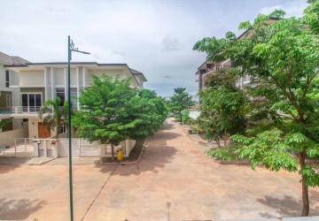 3 Bedroom Twin Villa for sale - Svay Dangkum, Siem Reap thumbnail