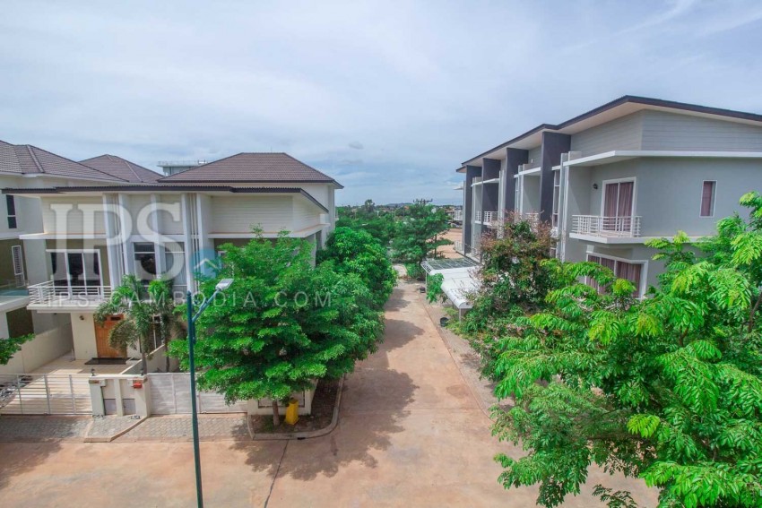3 Bedroom Twin Villa for sale - Svay Dangkum, Siem Reap