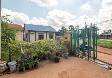 3 Bedroom House For Sale - Svay Dangkum, Siem Reap thumbnail