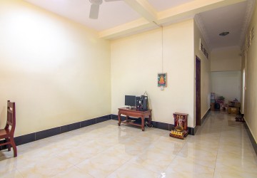 3 Bedroom House For Sale - Svay Dangkum, Siem Reap thumbnail