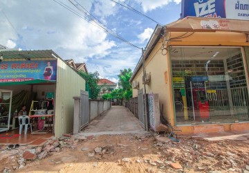 2230 Sqm Land For Sale - Wat Damnak, Siem Reap thumbnail