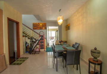 3 Bedroom Flat For Rent - Svay Dangkum, Siem Reap thumbnail