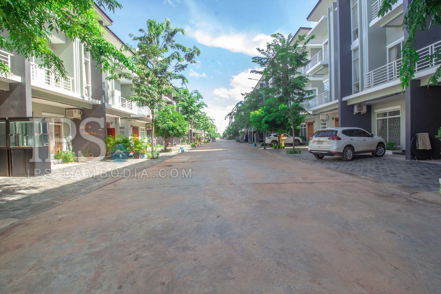 3 Bedroom Flat For Sale - Svay Dangkum, Siem Reap - Image 6