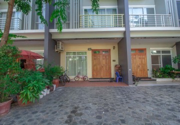 3 Bedroom Flat For Sale - Svay Dangkum, Siem Reap thumbnail